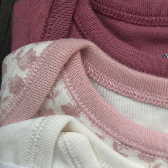 Gymboree long sleeves baby girl’s onesies